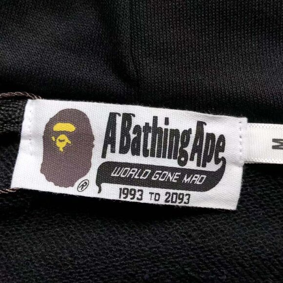 Men's Bape Printed Black Hoodie Size: M - Picture 2 of 9